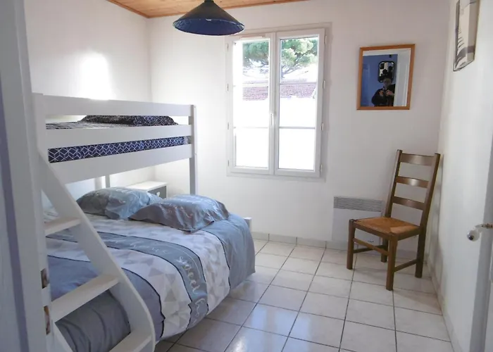 Maison Spacieuse A Barbatre, Proche Plage, Pour 6 Pers - Fr-1-823-125 Vakantiehuis
